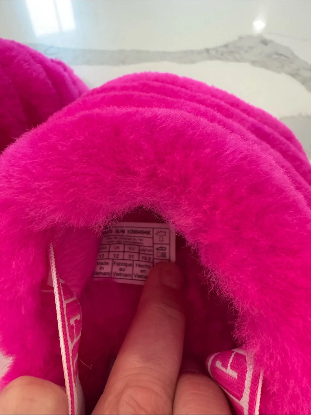UGG Kids Hot Pink Fluff Slides